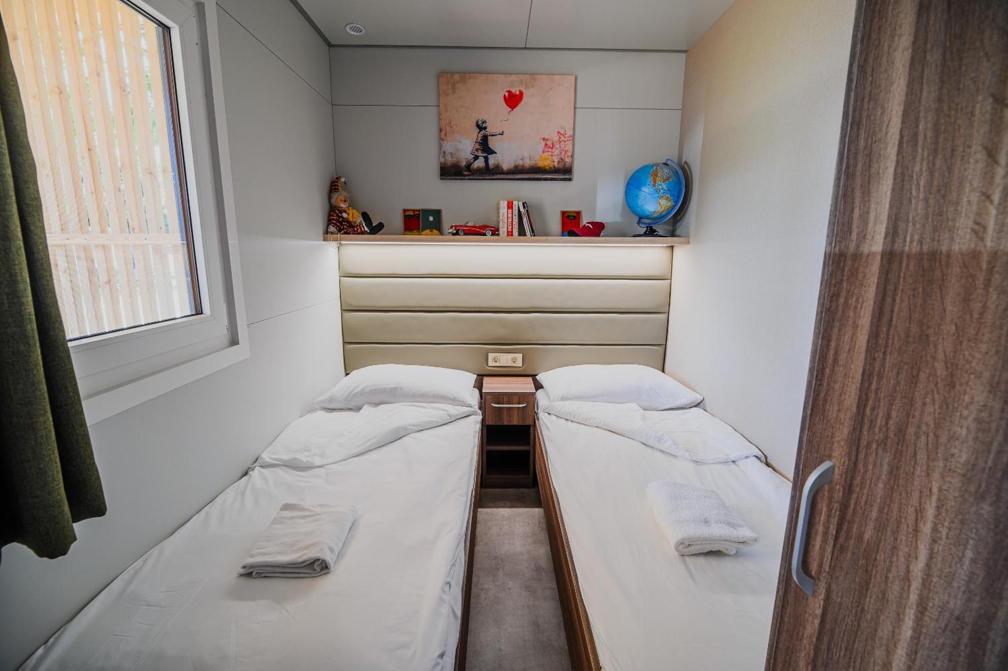 Premium Mobile Homes With Thermal Riviera Tickets Catez ob Savi Pokój zdjęcie